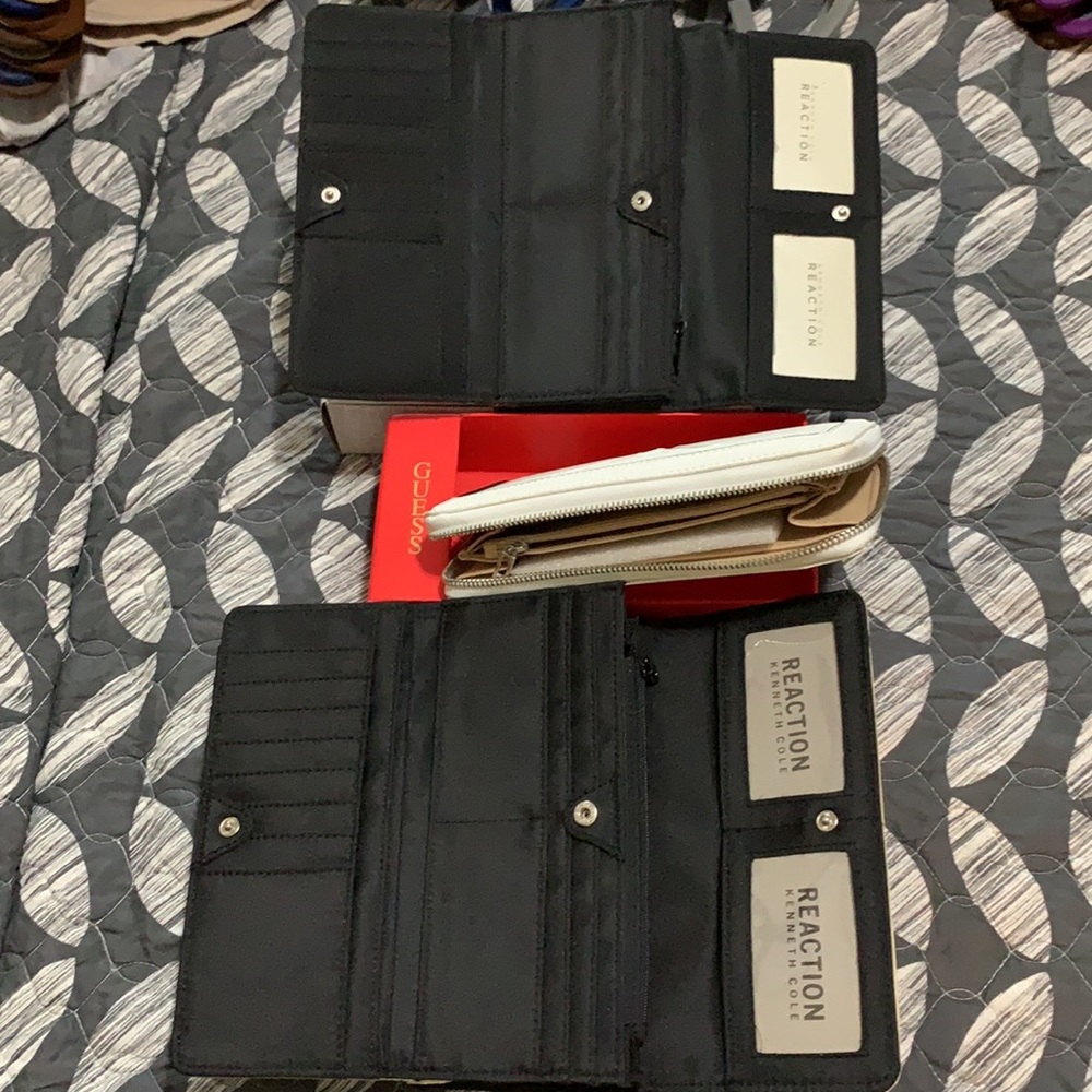 Wallets - Picture 5 of 5